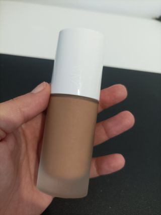 Base de maquillaje Zara 