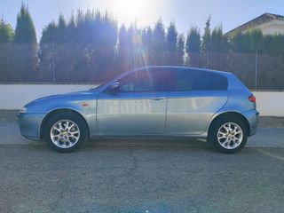 Alfa Romeo 147 2004