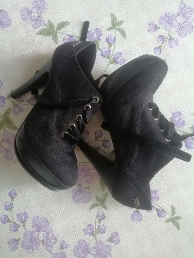 Zapatos XTI Antelina Negros Talla 35