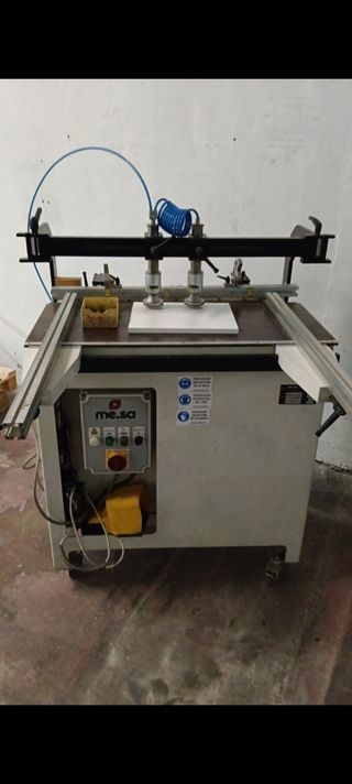 Máquina de carpintería MESA
Taladro múltiple 