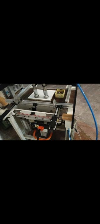 Máquina de carpintería MESA
Taladro múltiple 