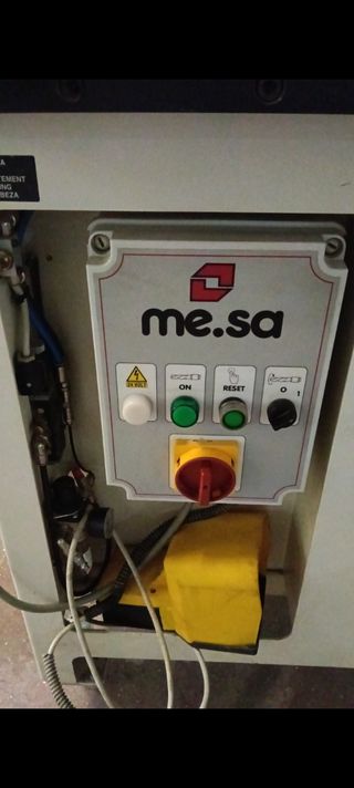 Máquina de carpintería MESA
Taladro múltiple 