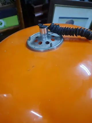 Lampada Medusa Guzzini  vintage arancione e bianca