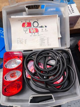 Comprobador Luces Enganche Remolque 7 y 13 Polos