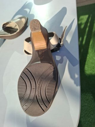 Sandalias Beige Mujer