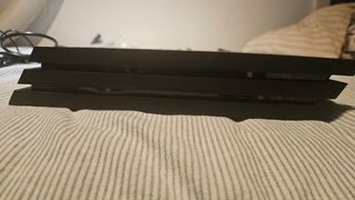 PS4 Pro+60 juegos+ 3 Mandos+Disco 4 tera +pantalla