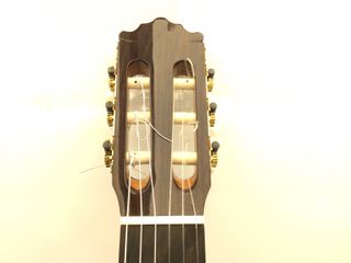 E623691-0 Guitarra Clasica Paco Castillo 204