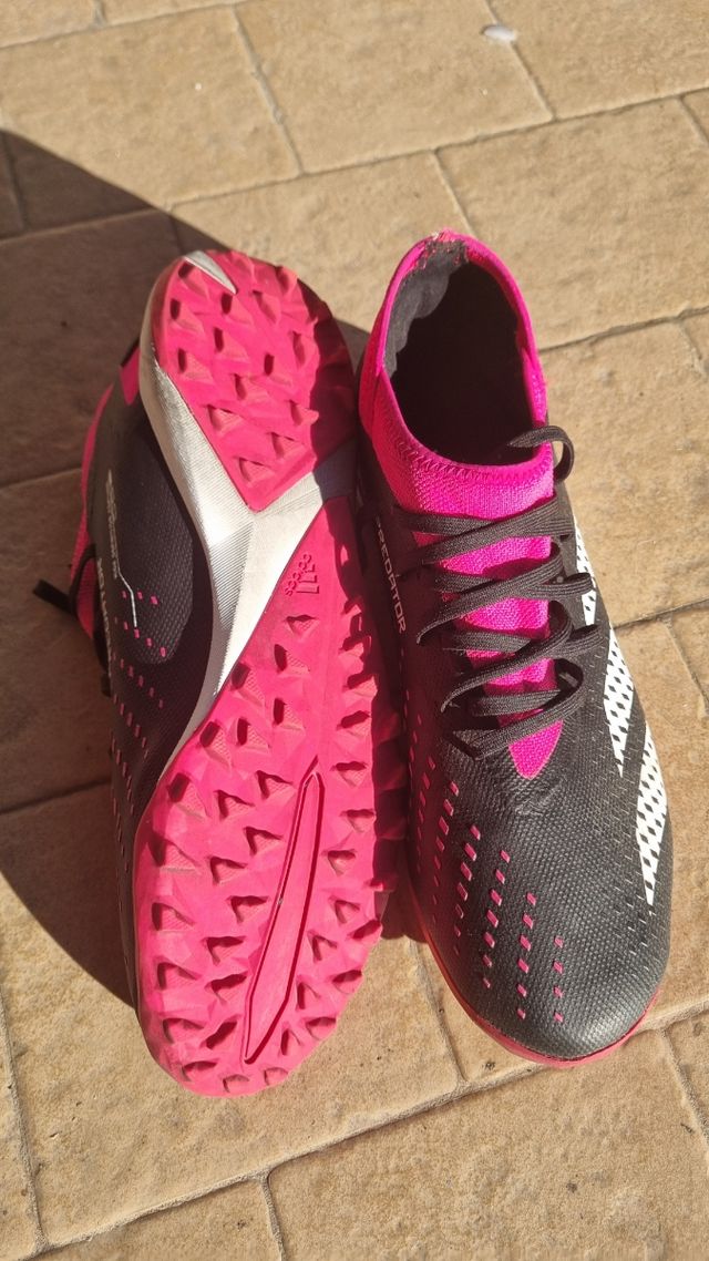 Scarpette Adidas Predator 44 Nero/Rosa usate 1 vol