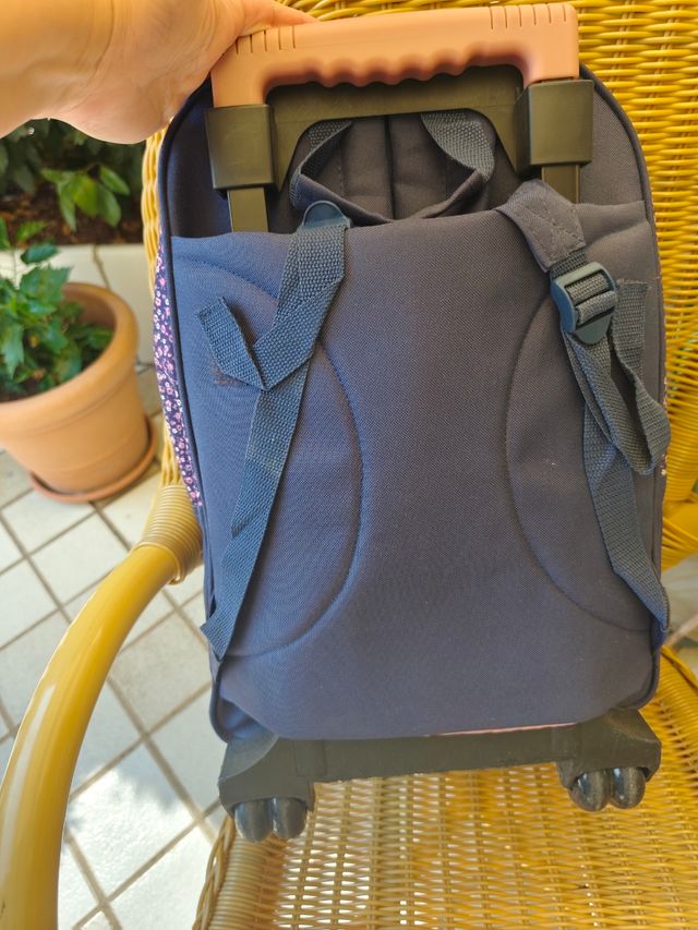 Mochila escolar floral