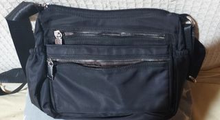 *Sencillo Bolso Bandolera Negro*