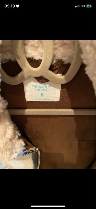 Montone Primark Beige