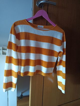 LOTE Cazadora vaquera desgastada , sudaderas... 