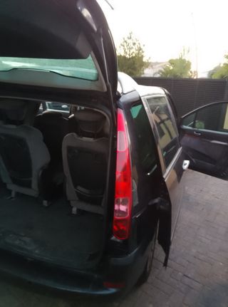 Citroen C8 2006 averiada