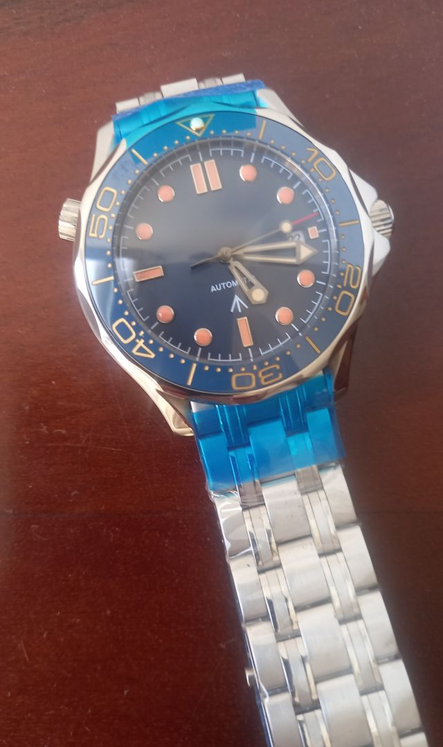 Reloj Corgeut Seamaster Azul y Plateado