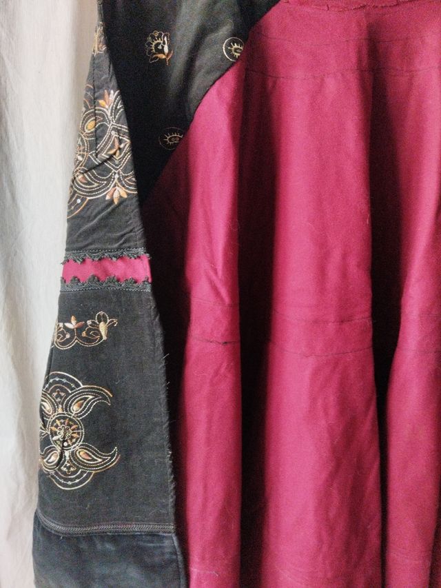 Tovaglia galiziana per costumi regionali, dettagli Dora