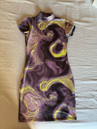 Vestido de fiesta morado y amarillo
