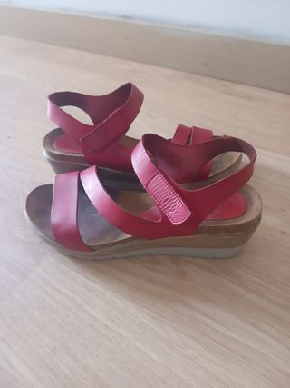 Sandalias Yokono Cuña Roja