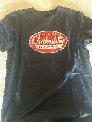 Camiseta Quiksilver Negra Talla M. 