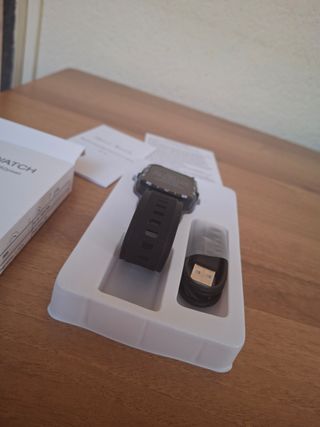 Smart Watch 1.95 TFT 240x282px