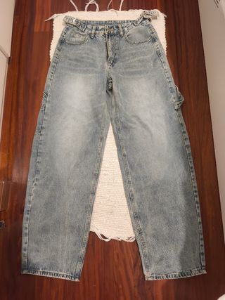 Vaqueros anchos S sin estrenar