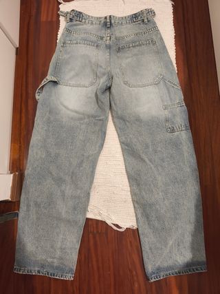 Vaqueros anchos S sin estrenar
