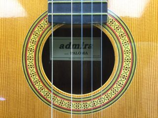 E619201-0 Guitarra Clasica Admira Paloma