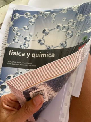 física y química 4 ESO
libro nuevo con su embalaje