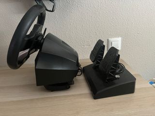 Volante y Pedales PS5/PS4/PC