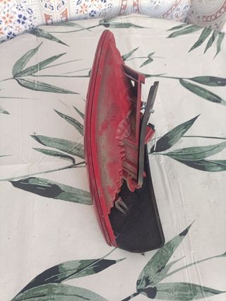 Piloto trasero Peugeot 3008 maletero derecho