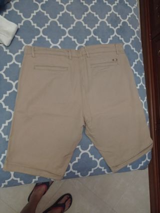 Pantalones cortos beige chinos