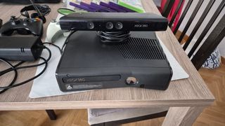 Pack Xbox 360 Kinect + Juegos +  4 Mandos