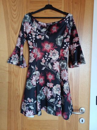 Vestito floreale nero