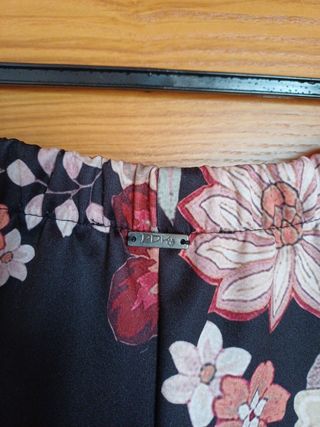 Vestito floreale nero