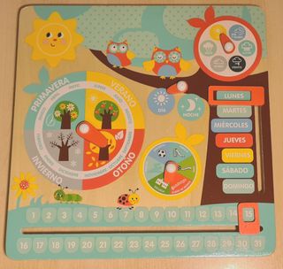 Calendario infanti del madera