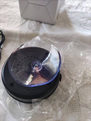 Altavoz Bluetooth BT06 Suction Cup LED