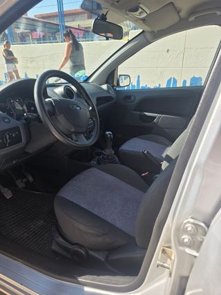 Ford Fiesta 2009