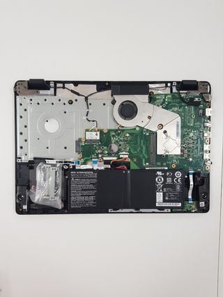 Acer ES1-711 17 - Piezas