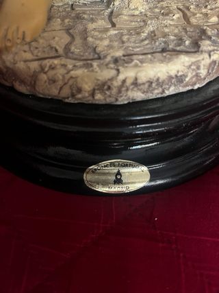 Figura Bronces Portugal Mujer y Niño