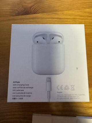 AirPods 2 Apple