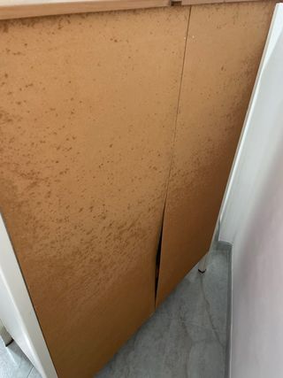 Cómoda Ikea de madera maciza