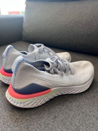 Deportivos Nike Talla 37