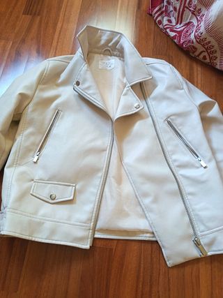 Chiodo simil pelle bambina beige