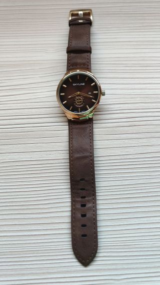 RELOJ SKYLINE COMO NUEVO 