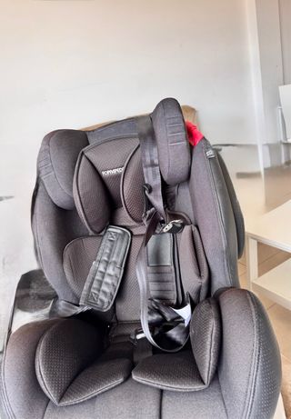 Silla de coche negra