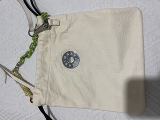 Bolso piel Bimba y Lola blanco roto sin estrenar