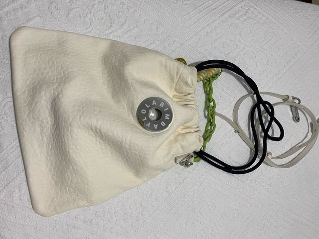 Bolso piel Bimba y Lola blanco roto sin estrenar