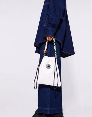 Bolso piel Bimba y Lola blanco roto sin estrenar
