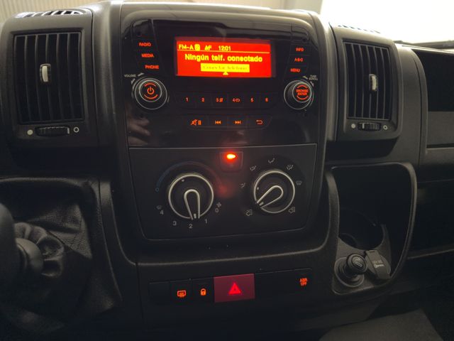 Citroën Jumper BlueHDi 103KW (140CV) Furgón 35L2H2