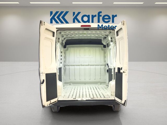 Citroën Jumper BlueHDi 103KW (140CV) Furgón 35L2H2