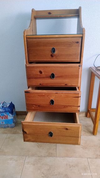 Cómoda 5 cajones Ikea madera